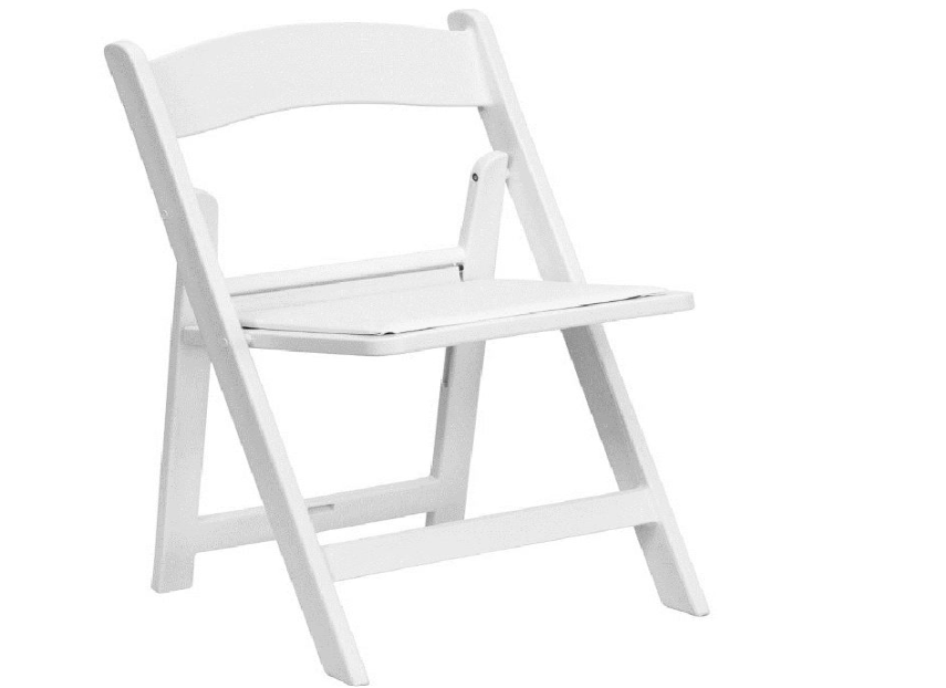 Event Seating: White Folding Chairs Are a Staple