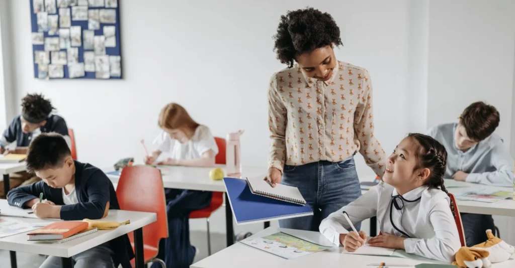 Classroom-60x: Approach to Modern Learning Environments